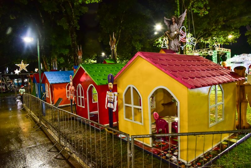 O acender das luzes de Natal em Ananindeua no Complexo da Cidade Nova VIII