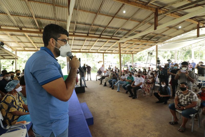 Entrega do cadastro Ambiental Rural na comunidade do Abacatal