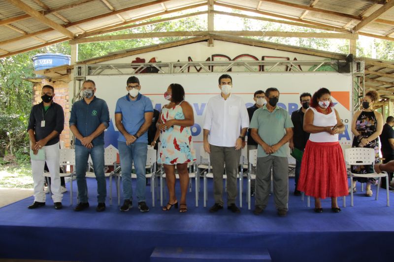 Entrega do cadastro Ambiental Rural na comunidade do Abacatal