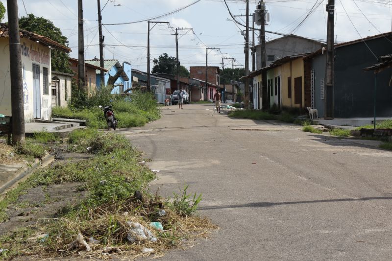 Assinatura de ordem de serviço de recapeamento asfáltico da Av. beira rio