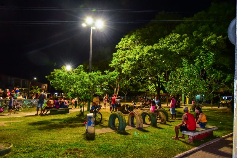 Entrega iluminação de led no Park Aanne, mais luz pra Ananindeua