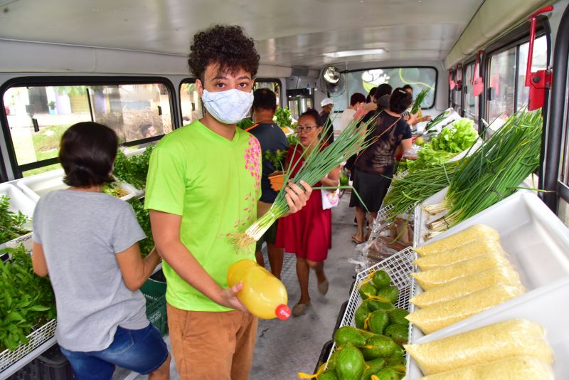 Feira Itinerante Ônibus Móvel Varejão