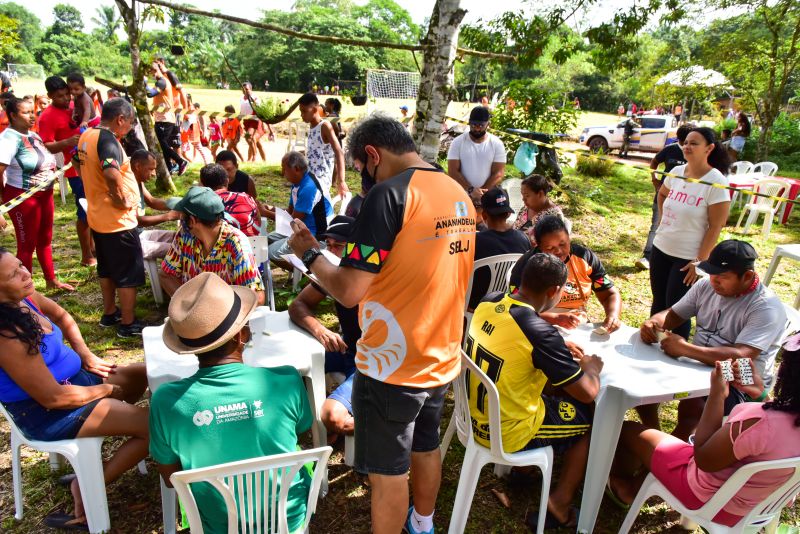 Jogos no Quilombo de Abacatal em Anannindeua