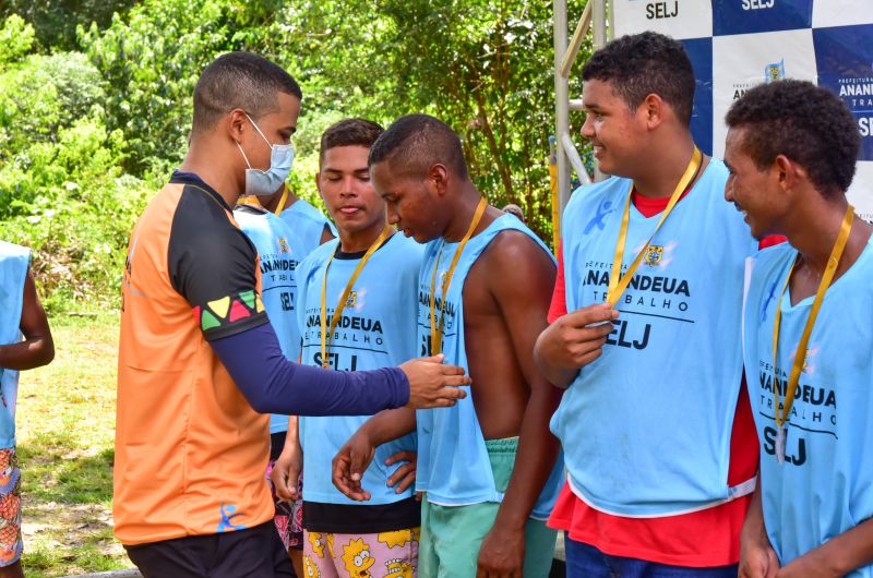 Jogos no Quilombo de Abacatal em Anannindeua