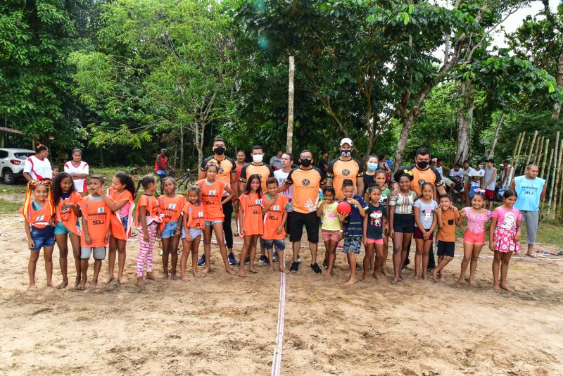 Jogos no Quilombo de Abacatal em Anannindeua