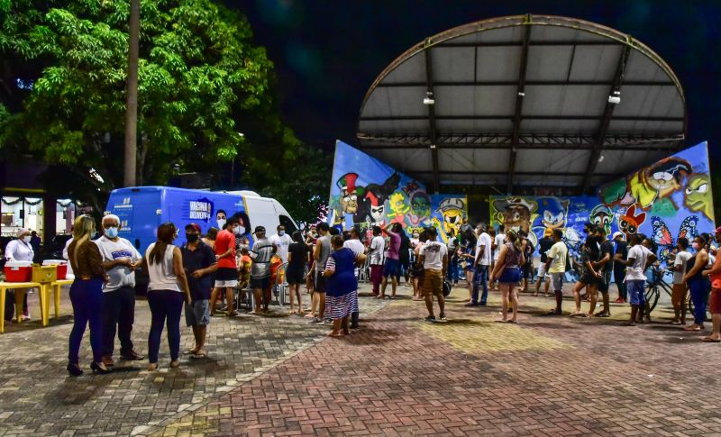 orujão da vacinação Praça da Biblia