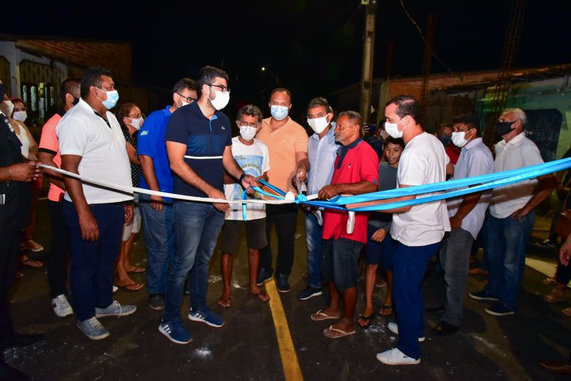 Inauguração e entregar das ruas pavimentadas e iluminação de led no Guajará II, ruas das flores, quadra seis e travessa treze