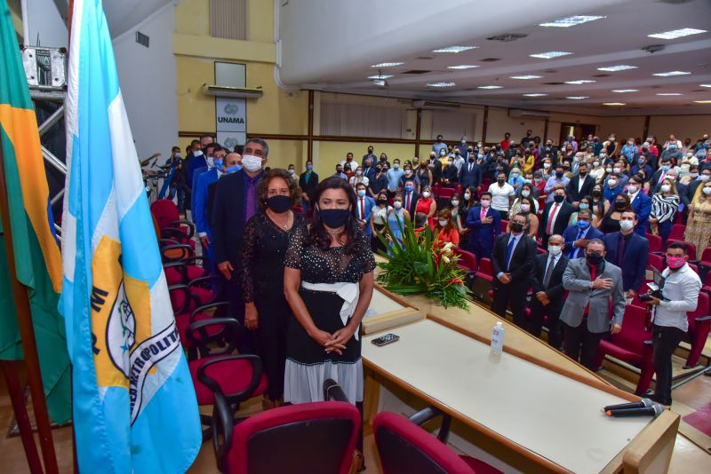 Cerimônia de entrega títulos honoríficos honra ao Mérito e Cidadão de Ananindeua, entrega da medalha General Joaquim de Magalhães – Camara Municipal de Ananindeua