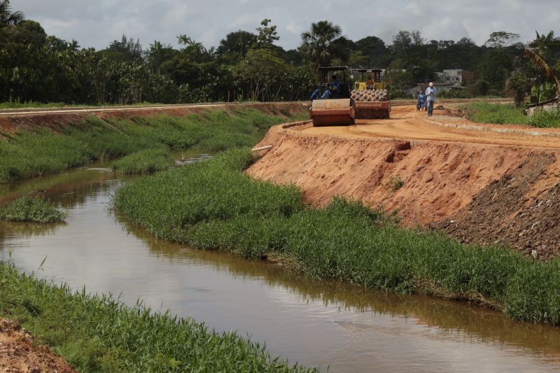 Obras no Canal das Toras - Águas Brancas