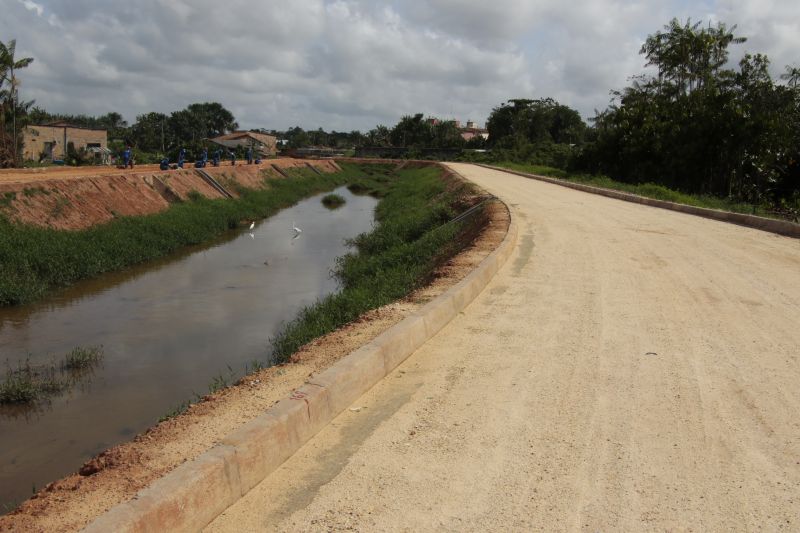 Obras no Canal das Toras - Águas Brancas