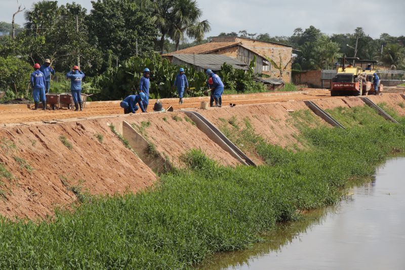 Obras no Canal das Toras - Águas Brancas