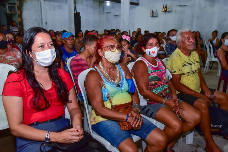 Ato de entrega de Títulos de Propriedade Comunidade Parque Daniel Reis. Curuçambá