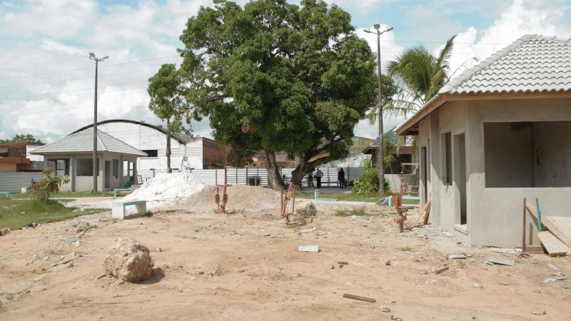 Obras na praça da Guanabara ao lado do Mercado. Fotos Diego Feitosa