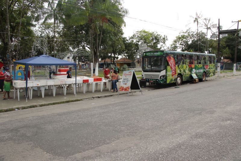 Varejão móvel no complexo da esportivo da Cidade Nova VIII

