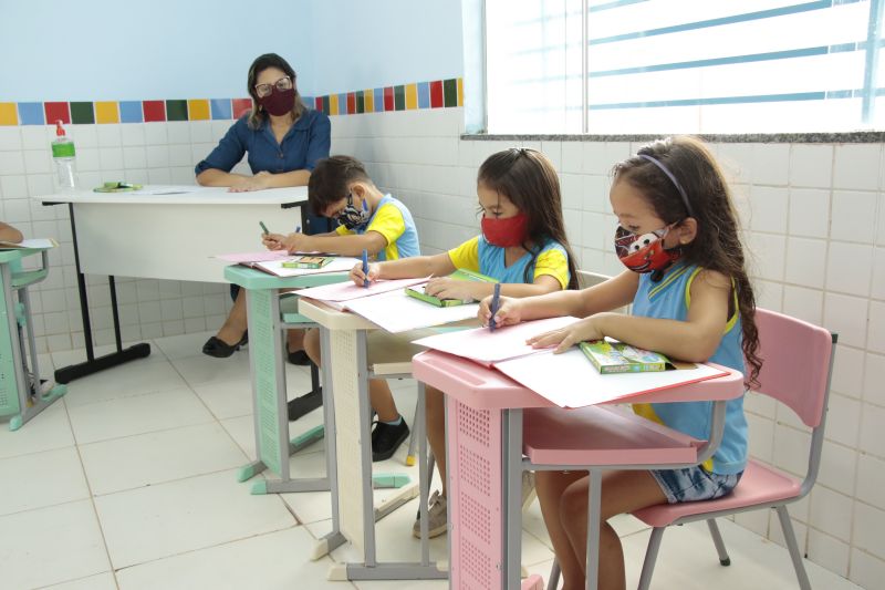 Escola Vereador Sebastião Alves Souza no Jardelândia