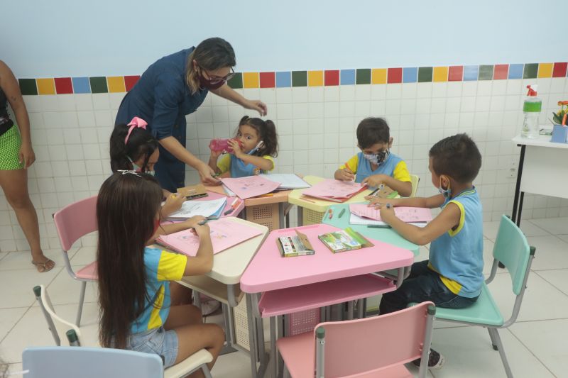 Escola Vereador Sebastião Alves Souza no Jardelândia