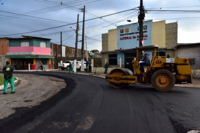 galeria: Distrito Industrial, Av. Zacarias de Assunção recebendo asfalto