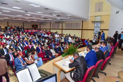 galeria: Cerimônia de entrega títulos honoríficos honra ao Mérito e Cidadão de Ananindeua, entrega da medalha General Joaquim de Magalhães – Camara  Municipal de Ananindeua