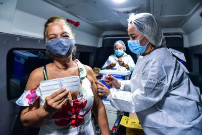 notícia: 1º dia do Corujão da vacinação em Ananindeua