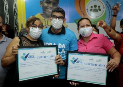 notícia: Prefeitura de Ananindeua cria o programa “Selo Escola Azul''  e beneficia 19 unidades de ensino 