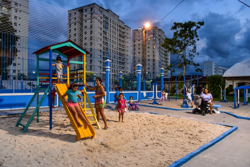 Entrega da Praça, Iluminação em Led e quadra com grama sintética do conjunto Jardim Ananindeua- Centro