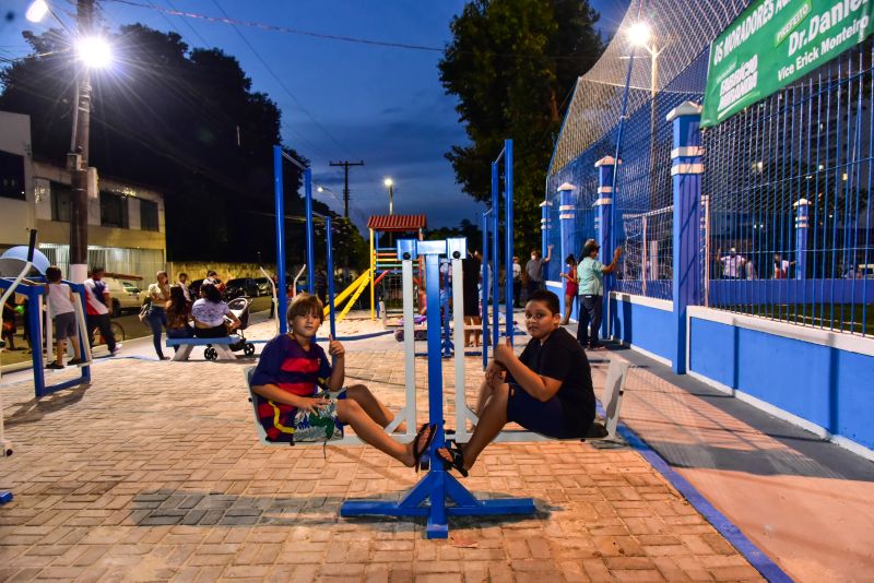 Entrega da Praça, Iluminação em Led e quadra com grama sintética do conjunto Jardim Ananindeua- Centro