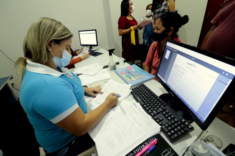 Entrega da Documentação dos Sorteados pela SEHAB