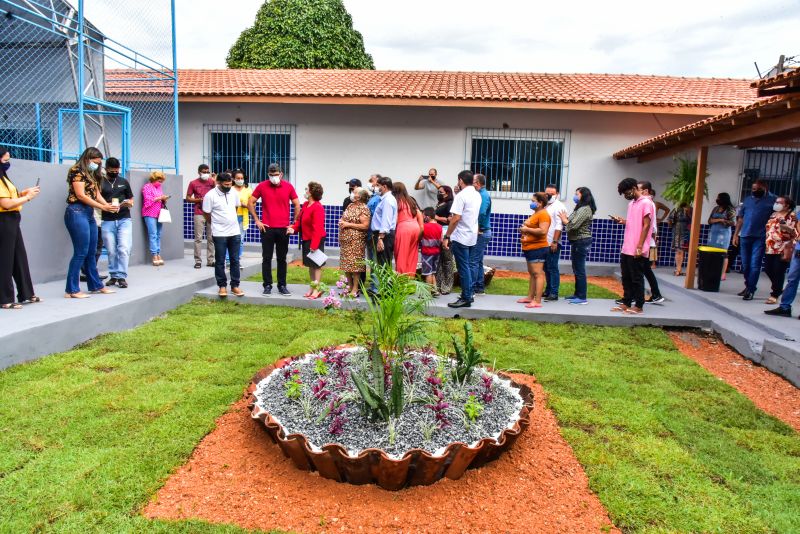 Entrega da EMEF Maria do Carmo, Coqueiro