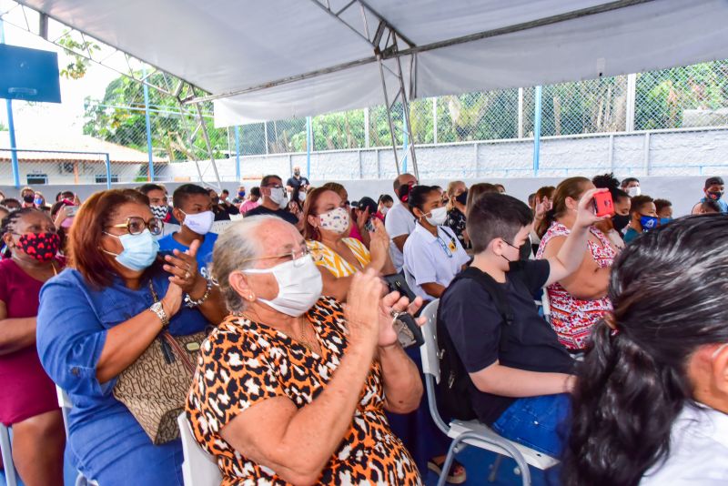 Entrega da EMEF Maria do Carmo, Coqueiro