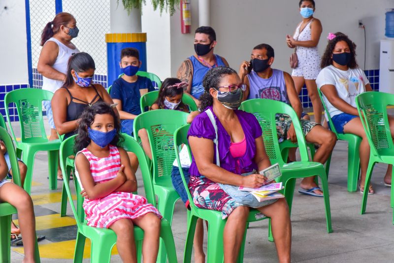 Vacinação das crianças na CMREI Irmã Dulce, Águas Lindas