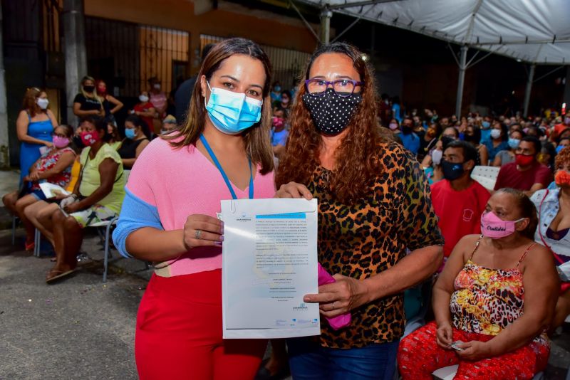 Entrega de 1.053 títulos de propriedades, loteamento 28 de Agosto no 40 horas