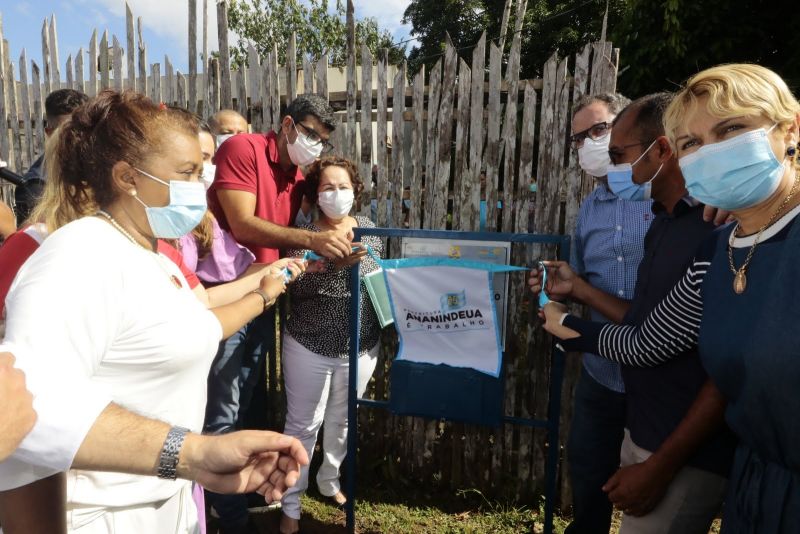 Lançamento da Pedra Fundamental e Ato de Assinatura de O.S para Construção da Creche Unidade de Educação Infantil Beira Rio