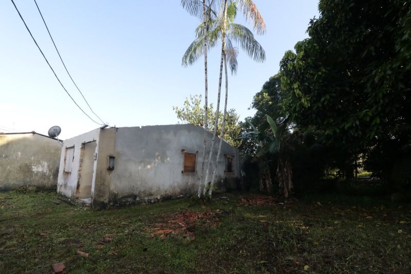 Lançamento da Pedra Fundamental e Ato de Assinatura de O.S para Construção da Creche Unidade de Educação Infantil Beira Rio