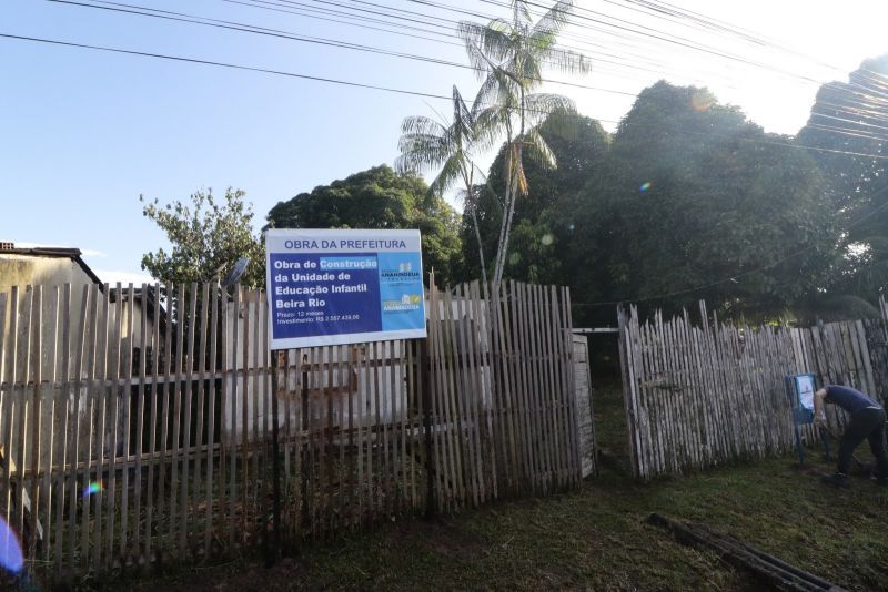 Lançamento da Pedra Fundamental e Ato de Assinatura de O.S para Construção da Creche Unidade de Educação Infantil Beira Rio