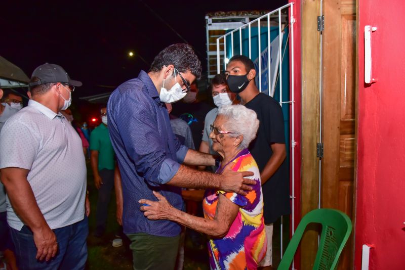 Entrega do programa de melhorias habitacional, Morar Bem. Residencial Ananin em Águas Brancas