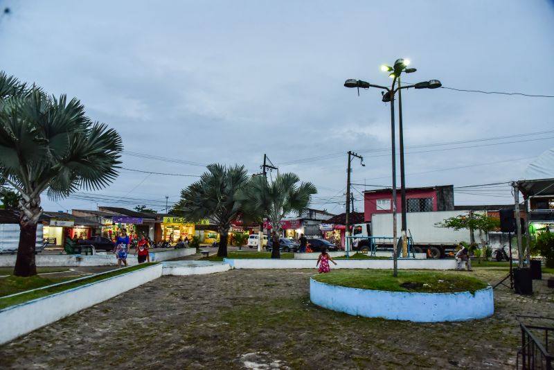 Assinatura de O.S para reforma da praça do Carnaúba, Estrada do Icuí