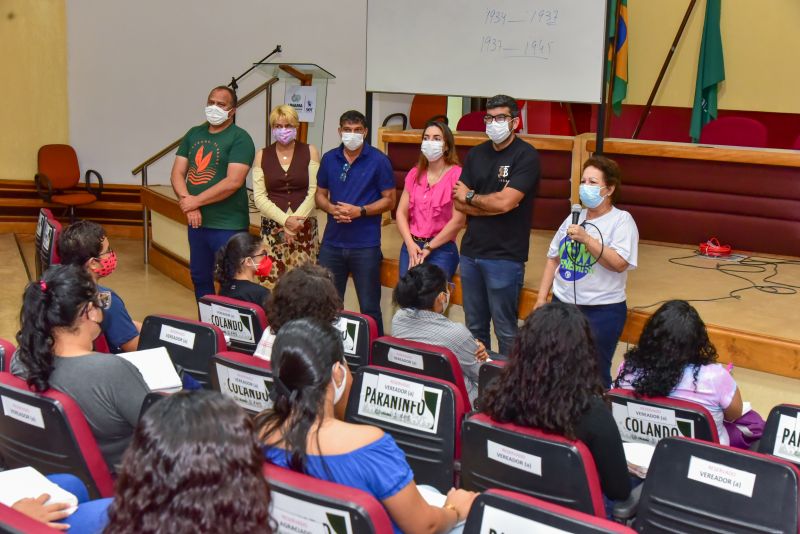 VEM ENEM. Aula no Auditório da Unama