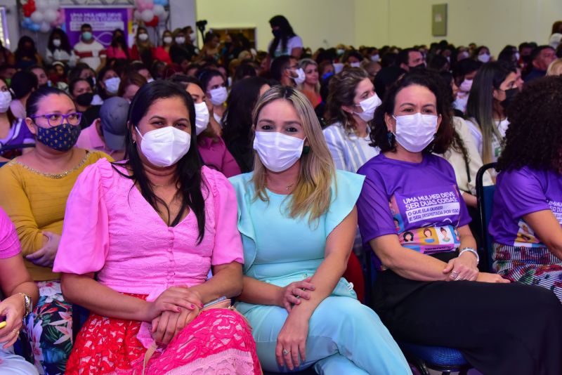 Programação especial em homenagem ao Dia Internacional da Mulher com palestra de Mazé Lima, Auditório ACIA