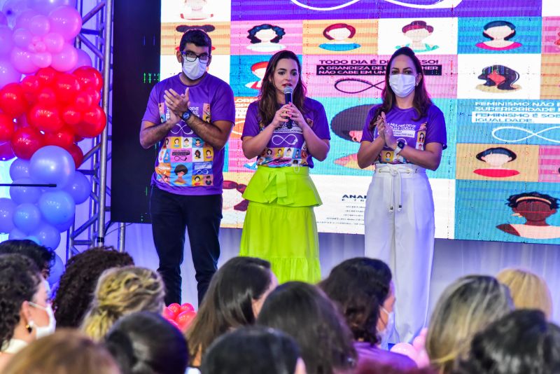 Programação especial em homenagem ao Dia Internacional da Mulher com palestra de Mazé Lima, Auditório ACIA