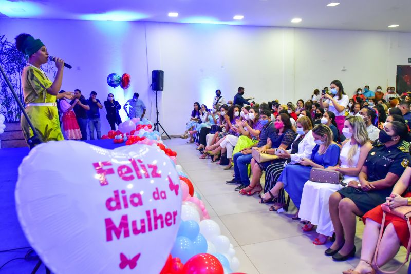 Programação especial em homenagem ao Dia Internacional da Mulher com palestra de Mazé Lima, Auditório ACIA