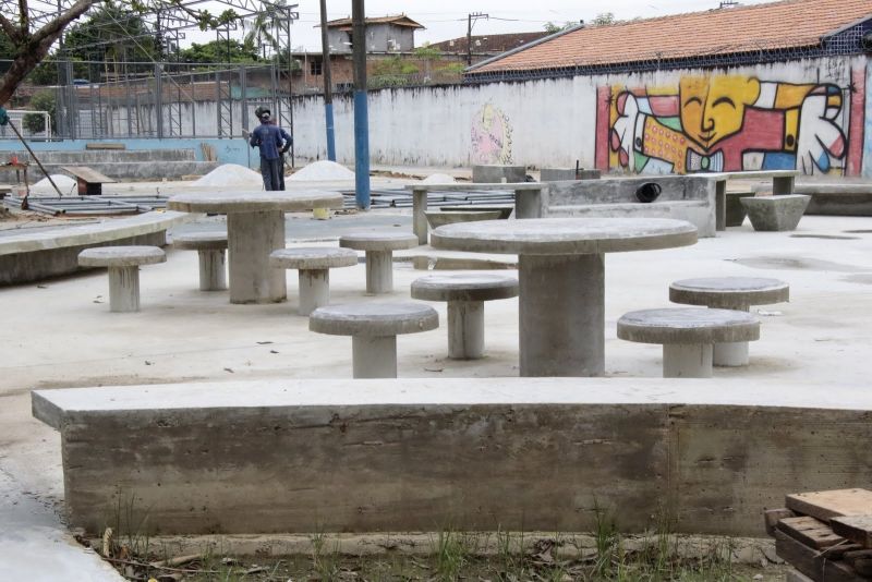 Visita técnica as obras da Praça da Águas Lindas