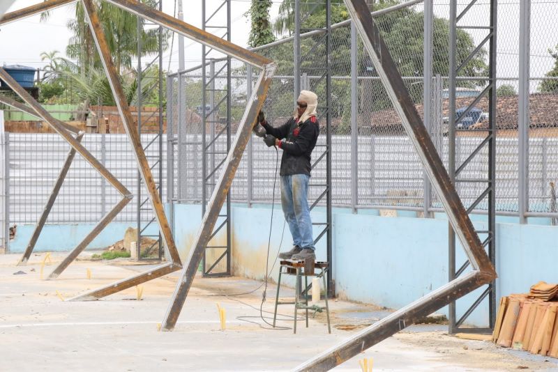 Visita técnica as obras da Praça da Águas Lindas