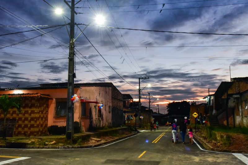 Inauguração asfáltica das ruas do Conjunto Parque Vitória Local: Estrada do Icuí, ruas do entorno da UPA