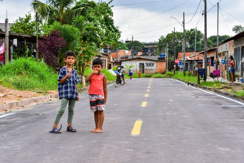 Inauguração asfáltica das ruas do Conjunto Parque Vitória Local: Estrada do Icuí, ruas do entorno da UPA