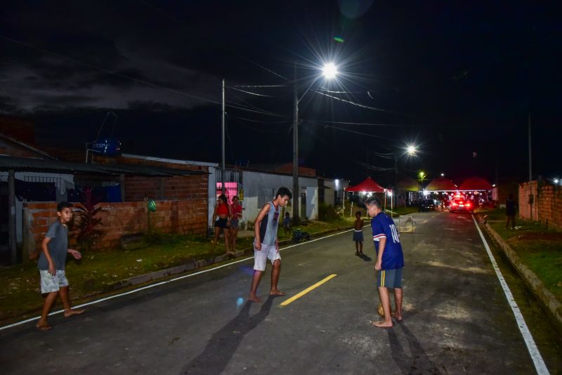 Inauguração asfáltica das ruas do Conjunto Parque Vitória Local: Estrada do Icuí, ruas do entorno da UPA