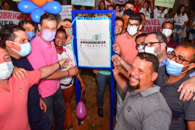 Inauguração asfáltica das ruas do Conjunto Parque Vitória Local: Estrada do Icuí, ruas do entorno da UPA