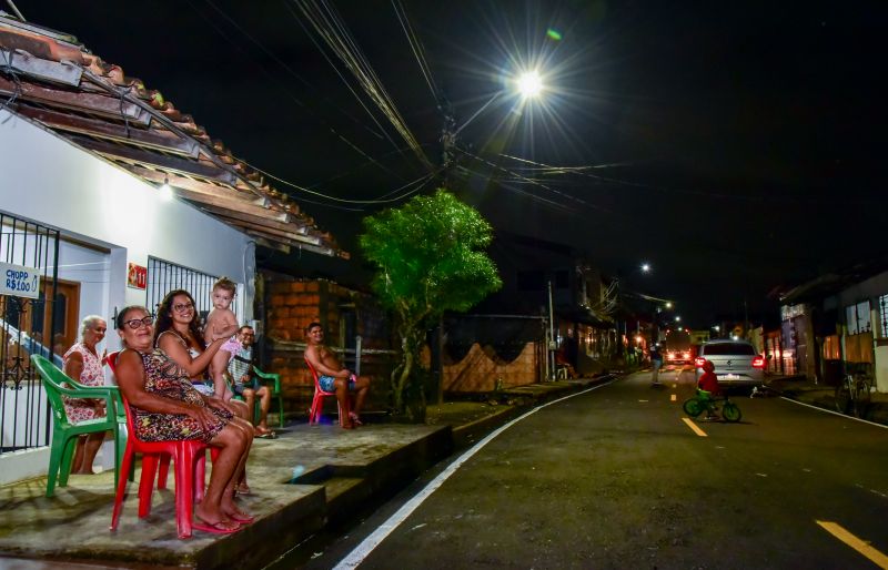 Inauguração de pavimentação asfáltica da 9ª rua do Guajará II