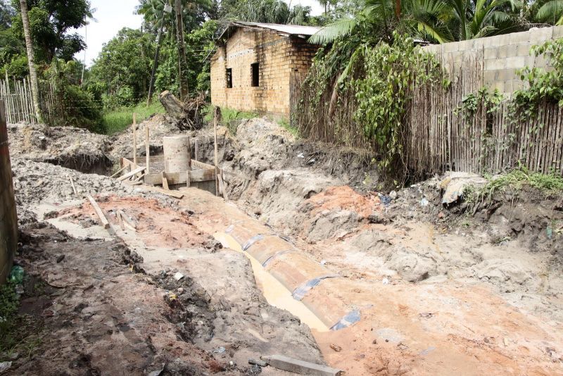 Visita Técnica as Obras de Infraestrutura Viária no Curuçambá - Drenagem e Esgoto na rua Guedes