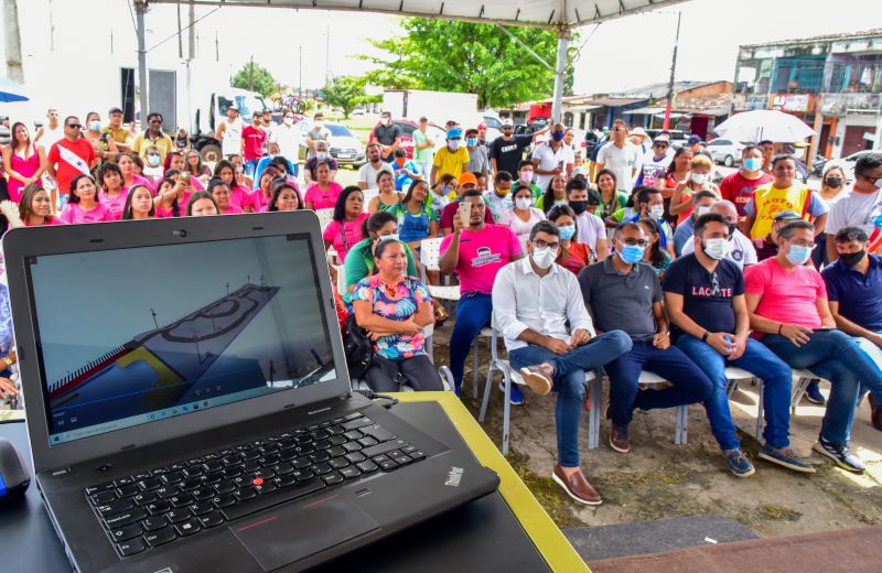 Ato de Assinatura de O.S para construção do espaço Poliesportivo de Manobras Radical no Paar e Curuçamba