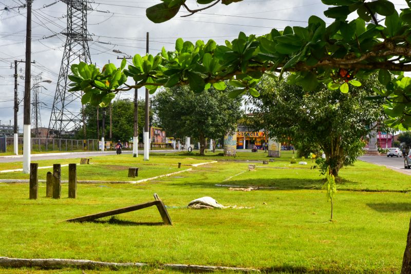 Ato de Assinatura de O.S para construção do espaço Poliesportivo de Manobras Radical no Paar e Curuçamba